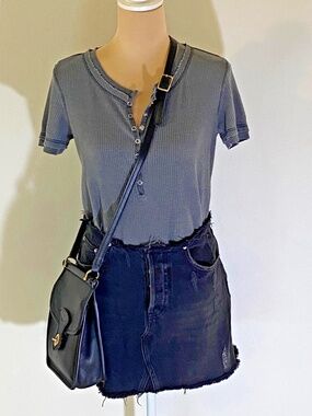 BDG Urban Outfitters Skirt Jean Size M Black Denim Destroyed Button Fly Y2K